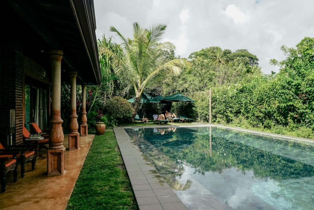 Luxury beachfront villa with infinity pool overlooking the Indian Ocean on Sri Lanka's southern coast — supporting travel image 3